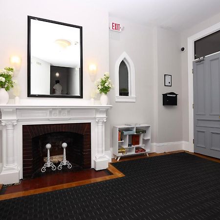 Stylish Newbury Street Studio, #11 Boston Buitenkant foto